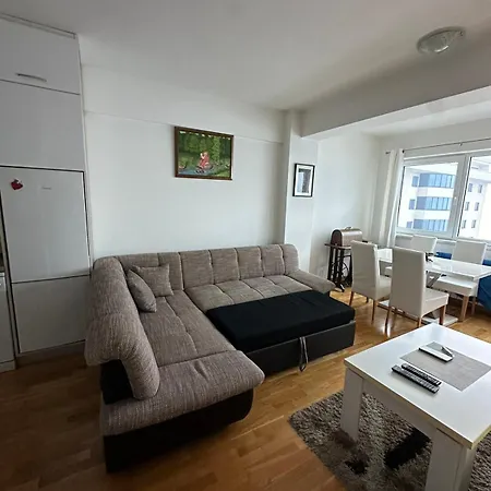 Hugo Apartament